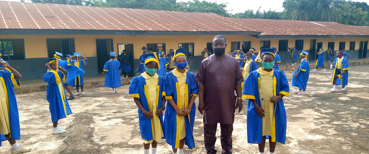 Pupils Graduating